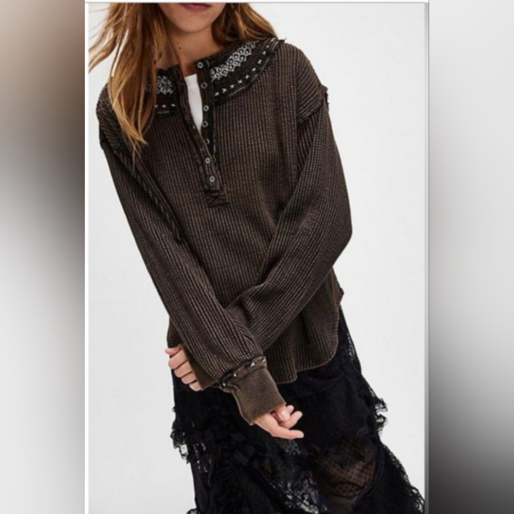 NWT We The Free Holly Henley Top